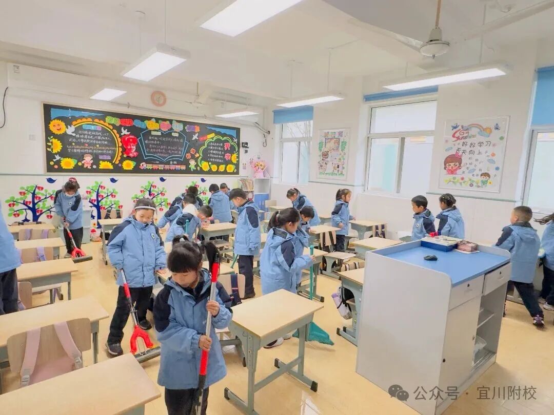 净美校园我先行,雷锋薪火永传承 ——2026年宜川中学附属学校“学雷锋”主题活动纪实